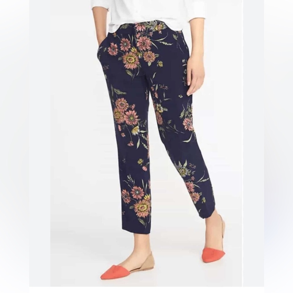 Old Navy Harper Cropped Floral Pants